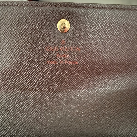 Louis Vuitton Damier Ebene Wallet - Picture 5 of 8